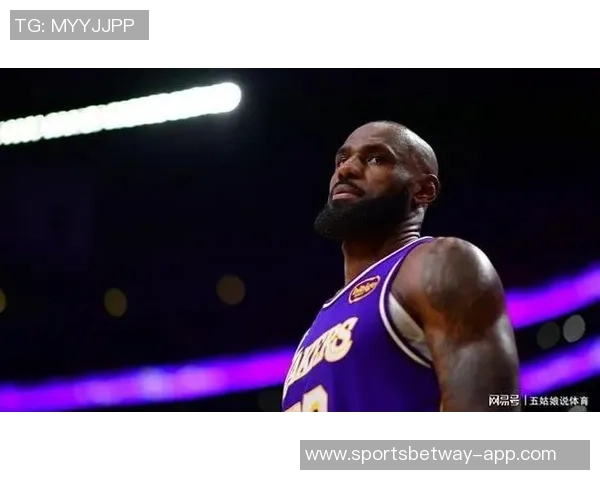 里夫斯回忆外婆因詹姆斯吼他而生气自曝母亲更严厉让人印象深刻 里夫斯回忆外婆因詹姆斯吼他而生气自曝母亲更严厉让人印象深刻